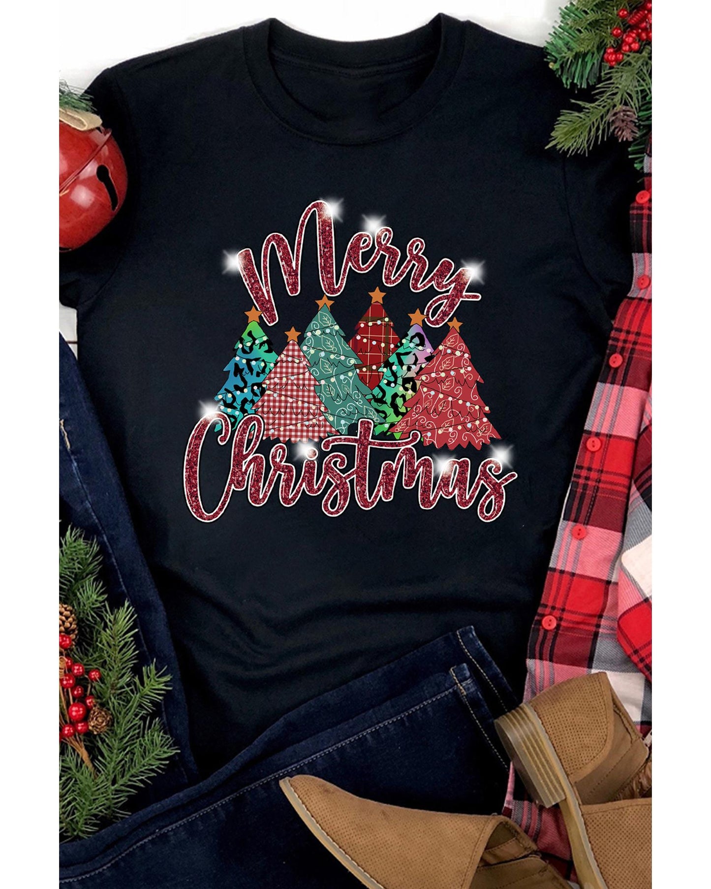 Azura Exchange Christmas Tree Pattern Graphic Tee - XL